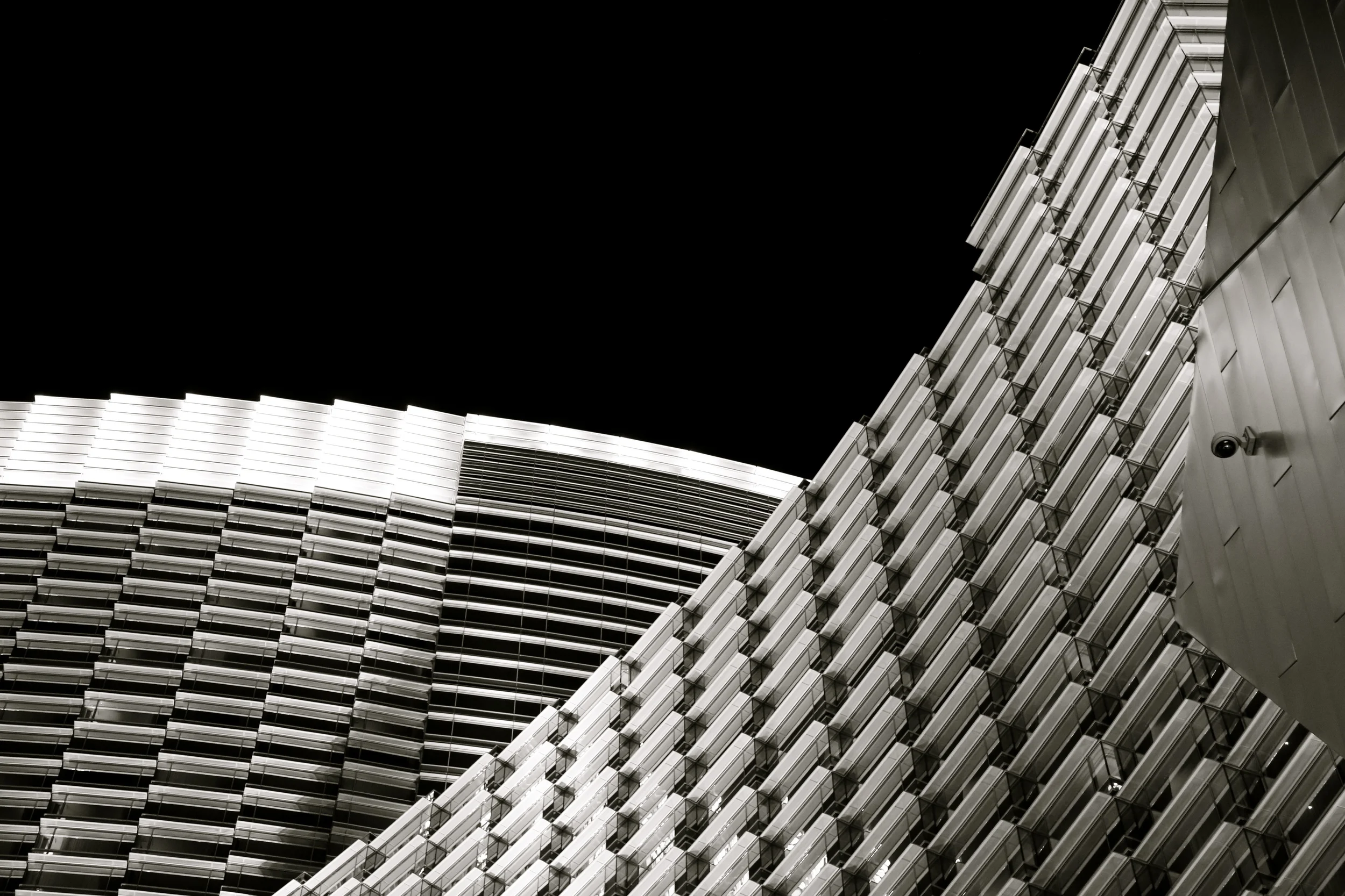 brad fetchin || "aria @ night"