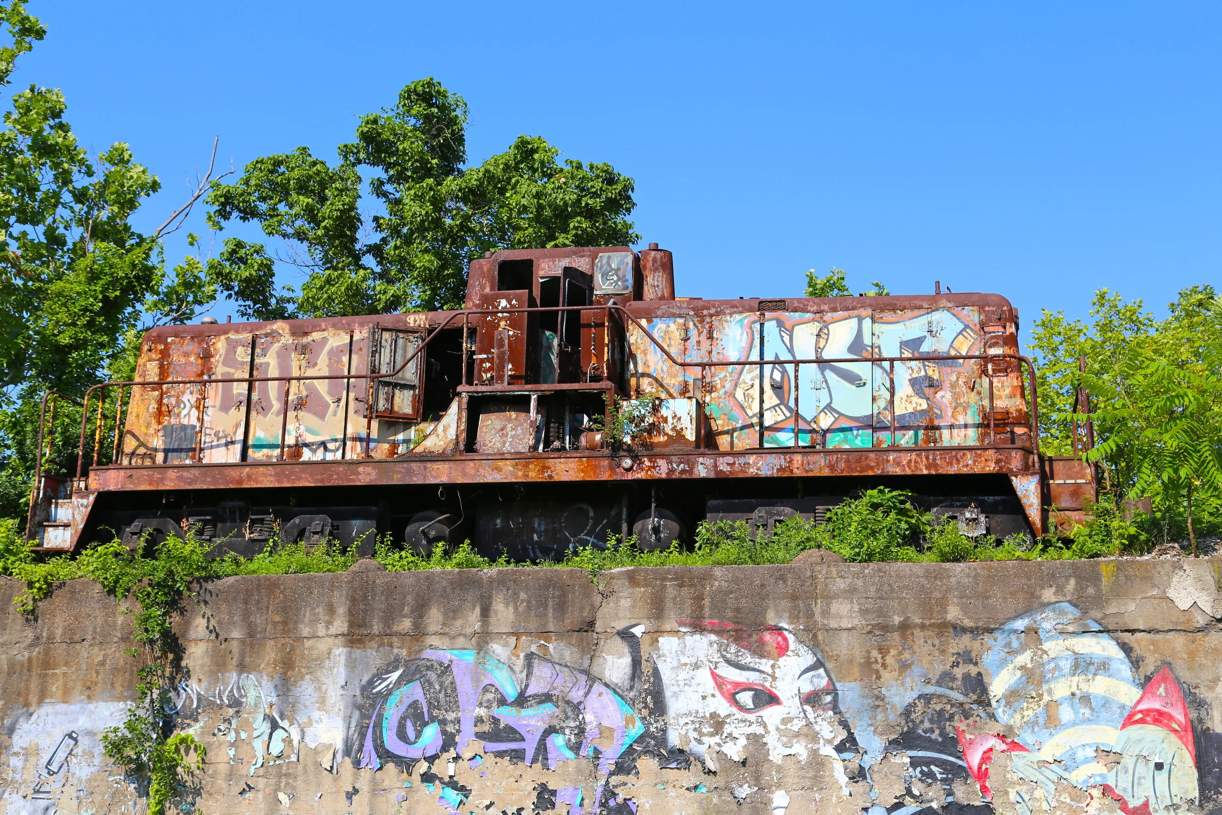 brad fetchin || "graffiti railcar"