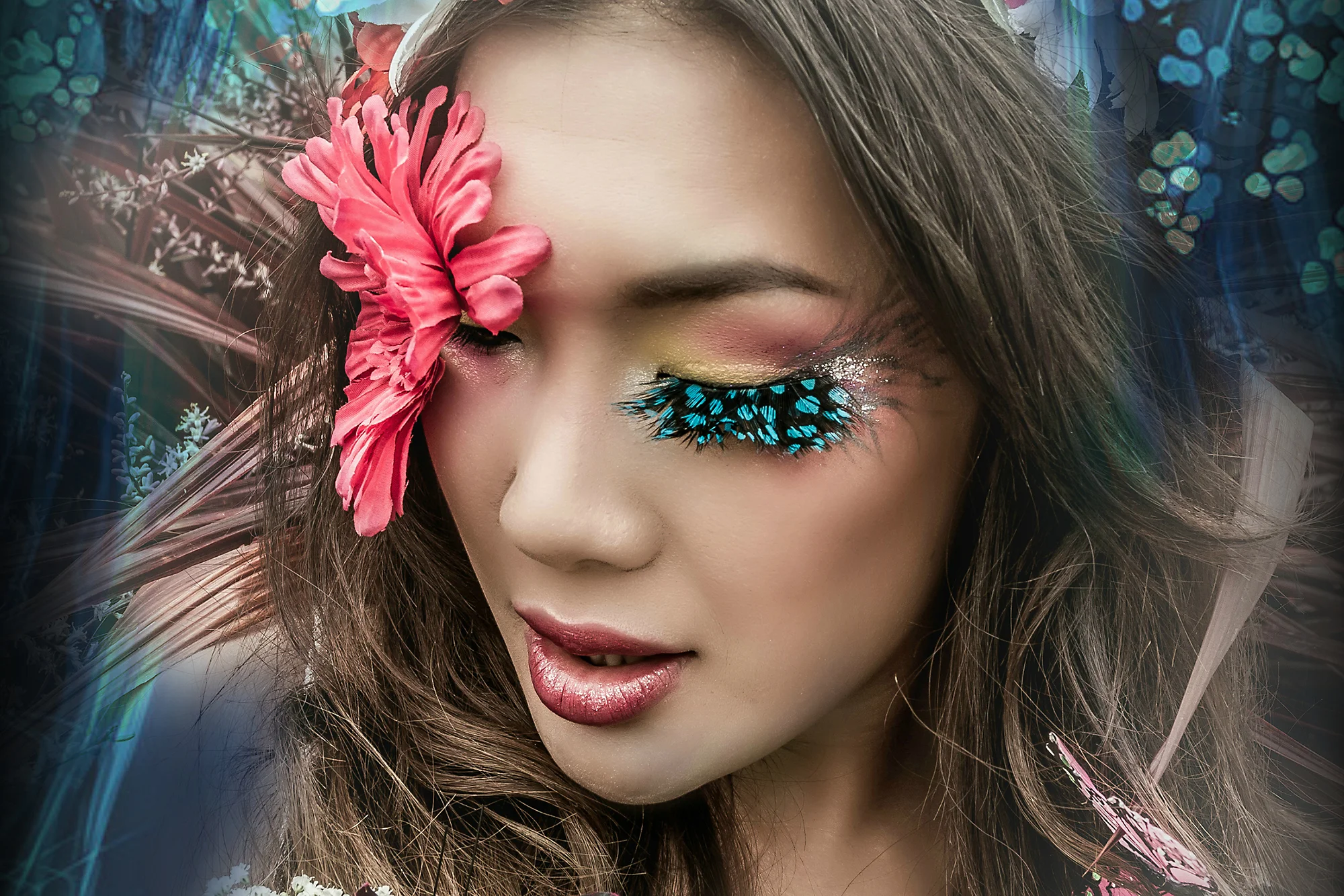 Surreal Beauty Magazine—Issue 102