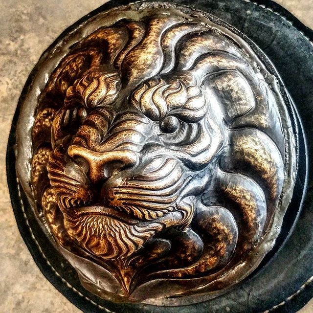 Last day best day.
#uchidashi #raising #chasing #repousse #metalwork #metal #art #sculpture #metalsculptureĀ #handcrafted #americanmade #hammertime #handmade #California #californiaartist #steel #steelworker #lion #lionart #brass
Patreon.com/douglaspryor