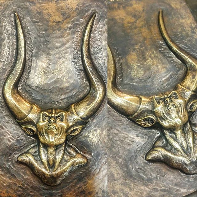 Might bump the chin out just a touch more, but otherwise I'm done I think 😌
Dinner time!
#uchidashi #raising #chasing #repousse #metalwork #metal #art #sculpture #metalsculpture #handcrafted #americanmade #hammertime #handmade #darkness #legend #californiaartist #steel #steelworker #brass #devil #demon #timcurry
Patreon.com/douglaspryor