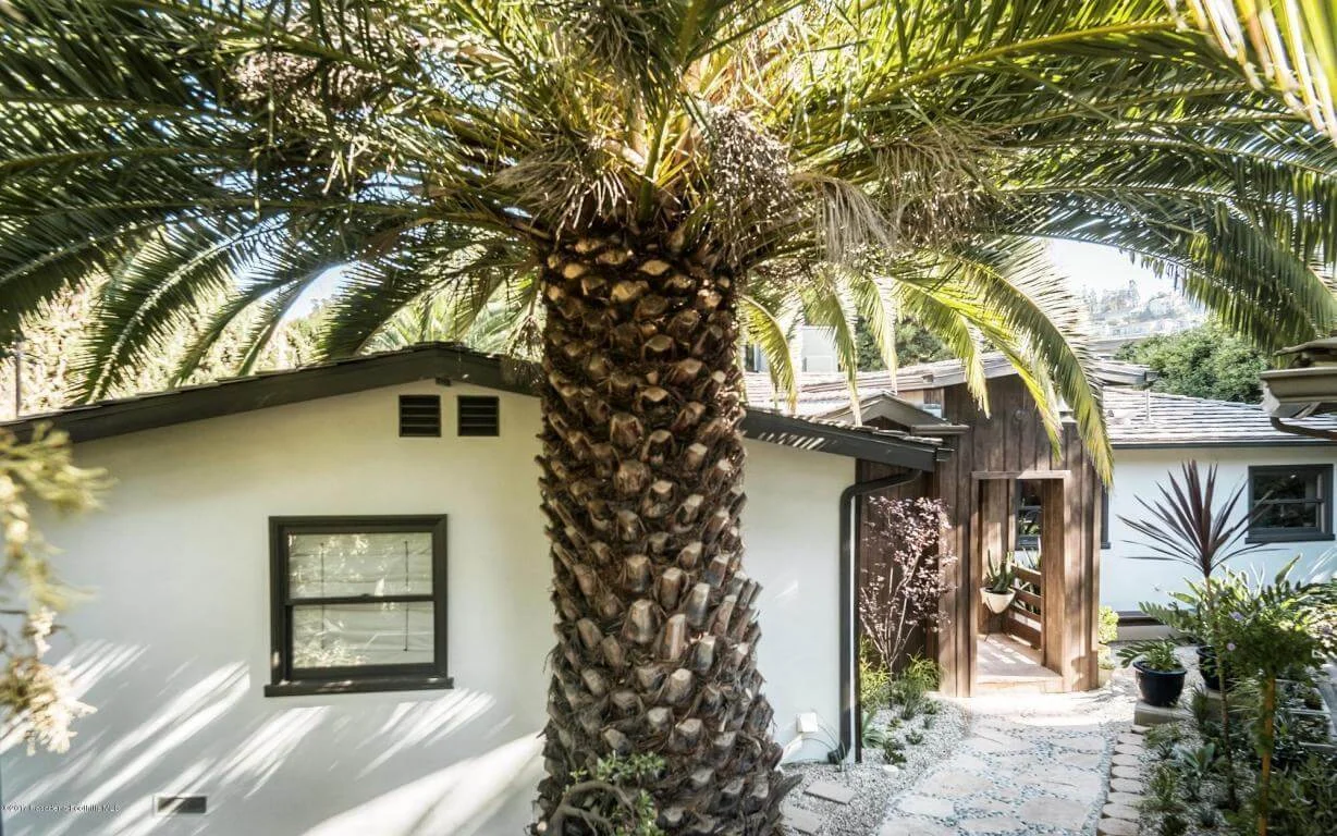 3268 Dos Palos Drive01.jpg