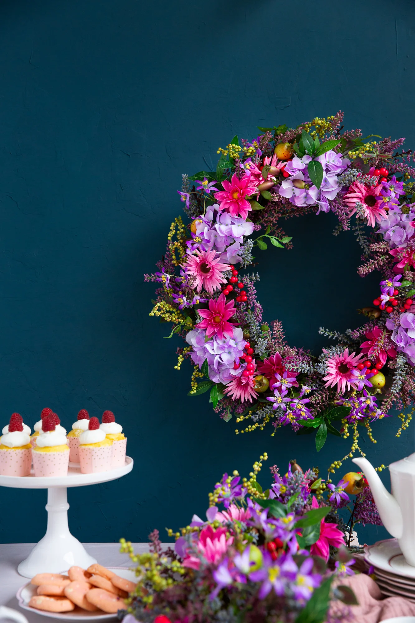 FLR-1911004_Summer Dasisy_Wreath-Garland-1188-Edit.jpg