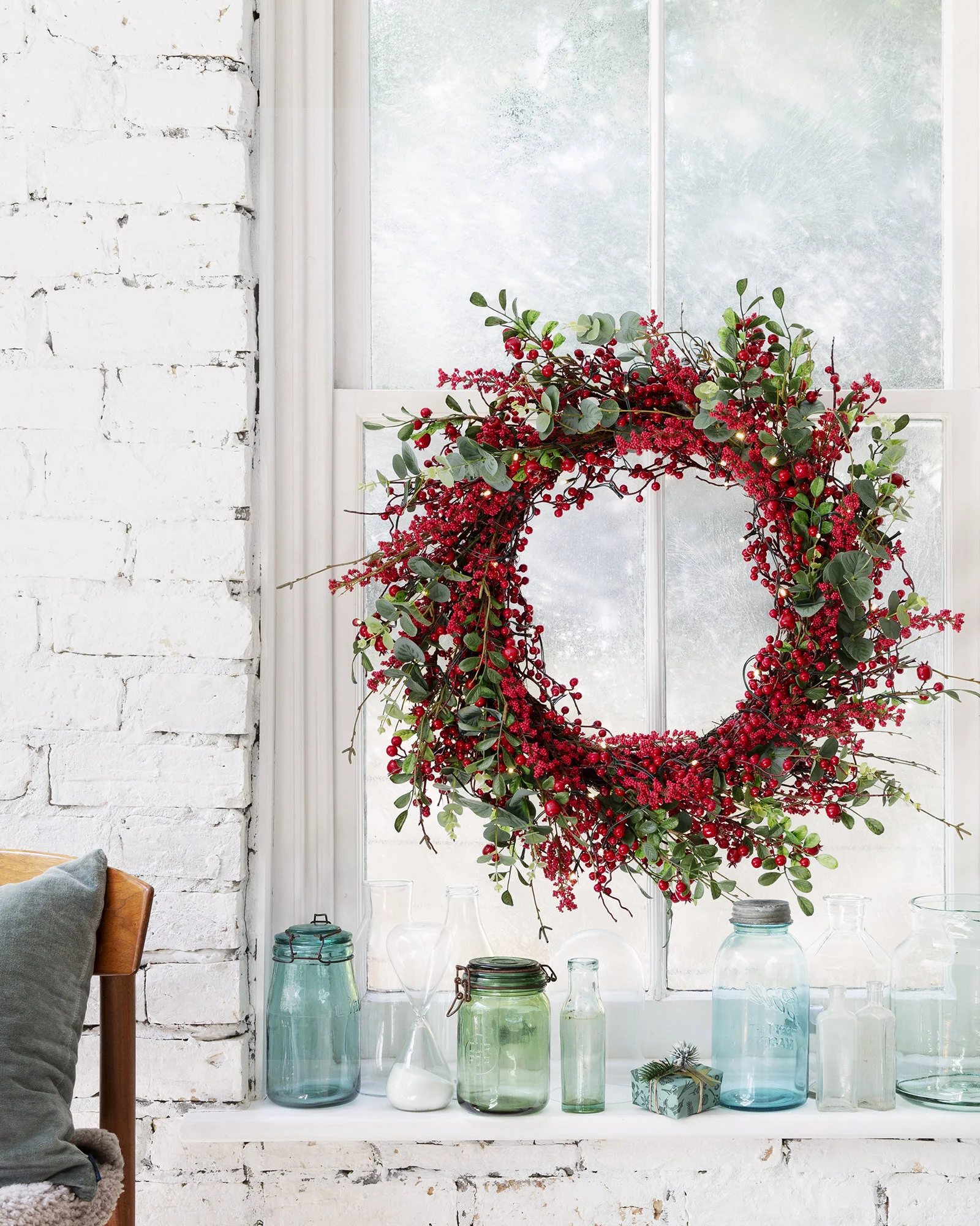 07_Mixed-Berry-Festive-Wreath_4002604_SM_0473-Edit.jpg