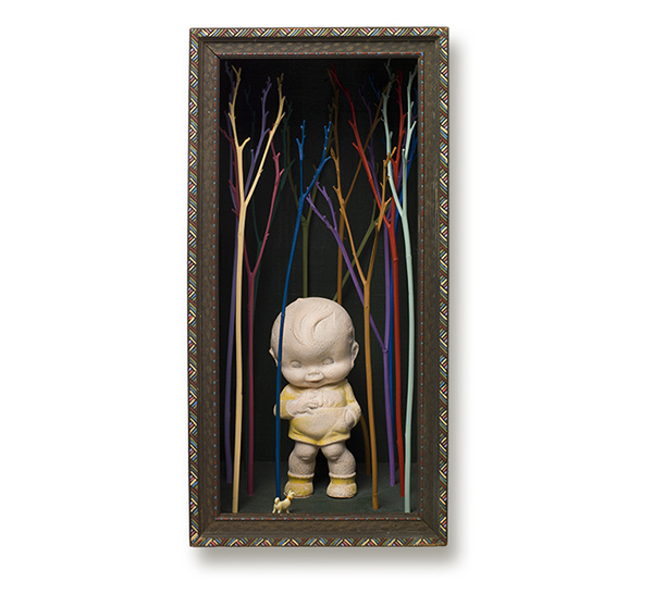 LOST 8.5" x 17" x 9.25" rubber squeaky toy, charm and daylily stems