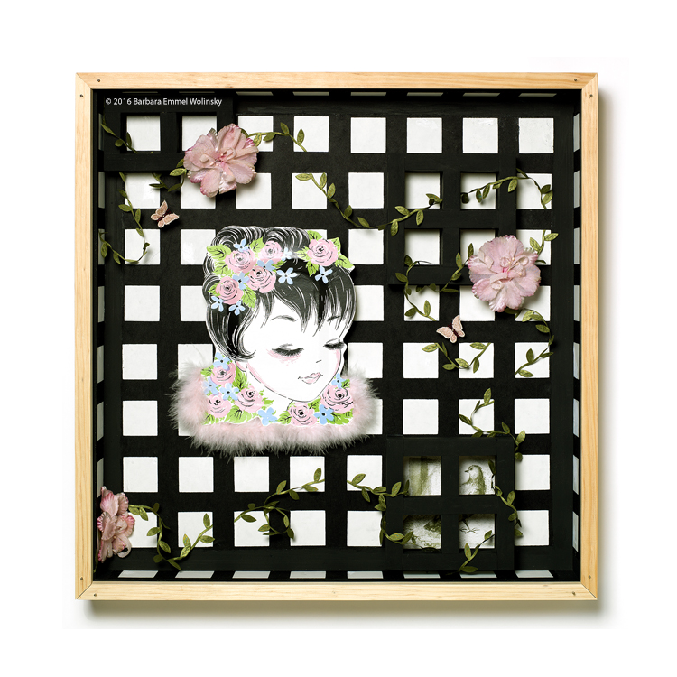 PRINCESS 23" x 23" x 2.75"