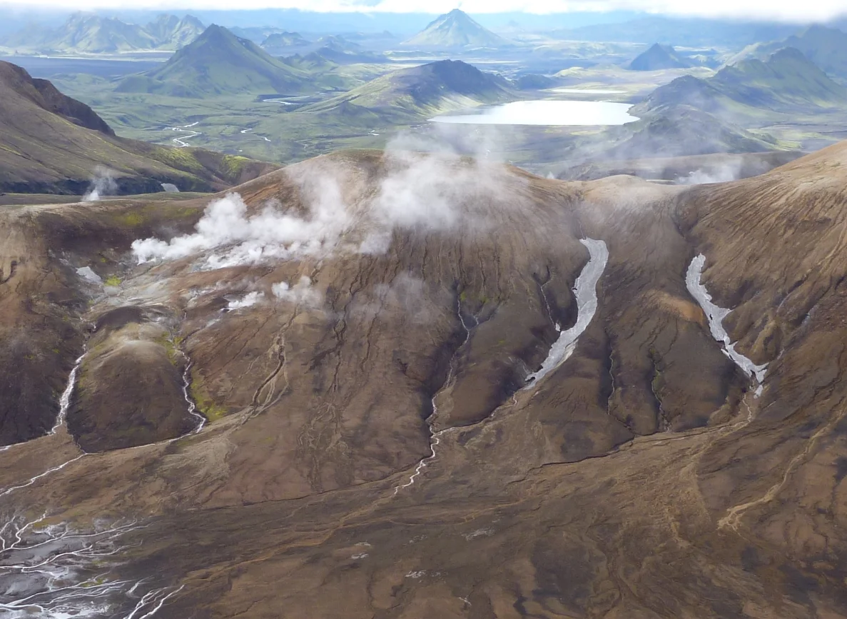 PRESENTING: WILD ICELAND