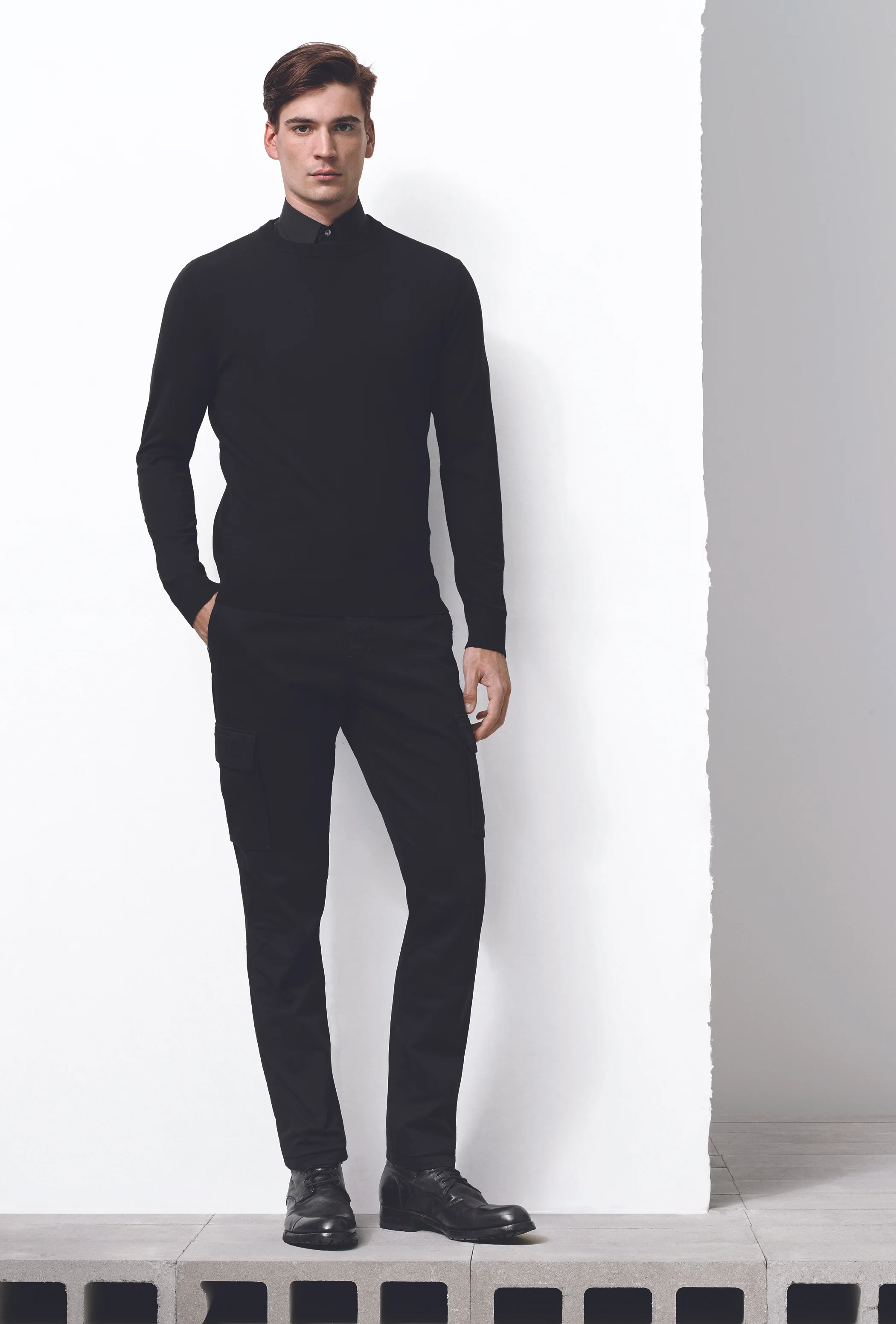 jb000213_castron_black_014.jpg