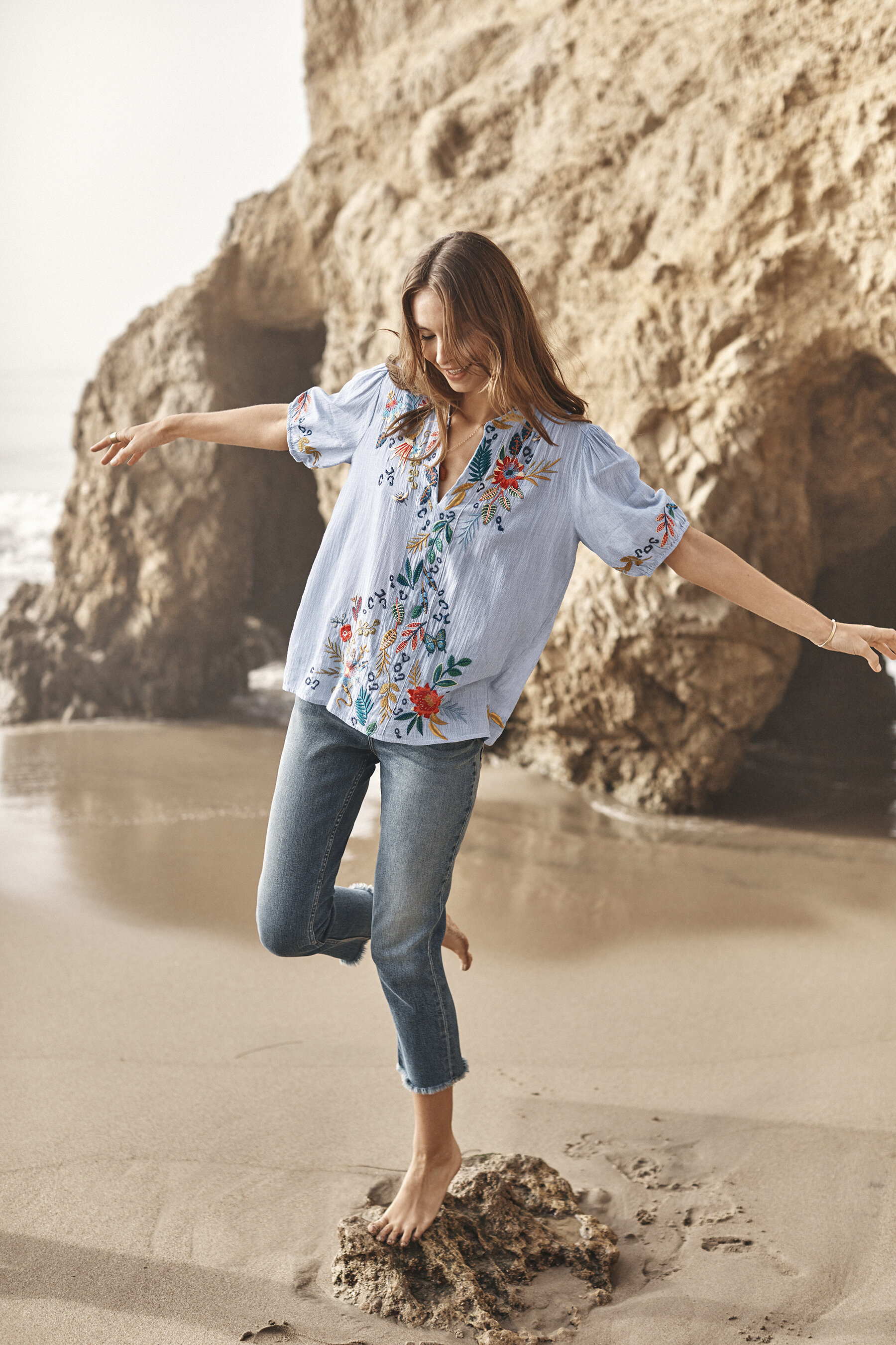 Spring 2_Layout 6.1_0095.jpg