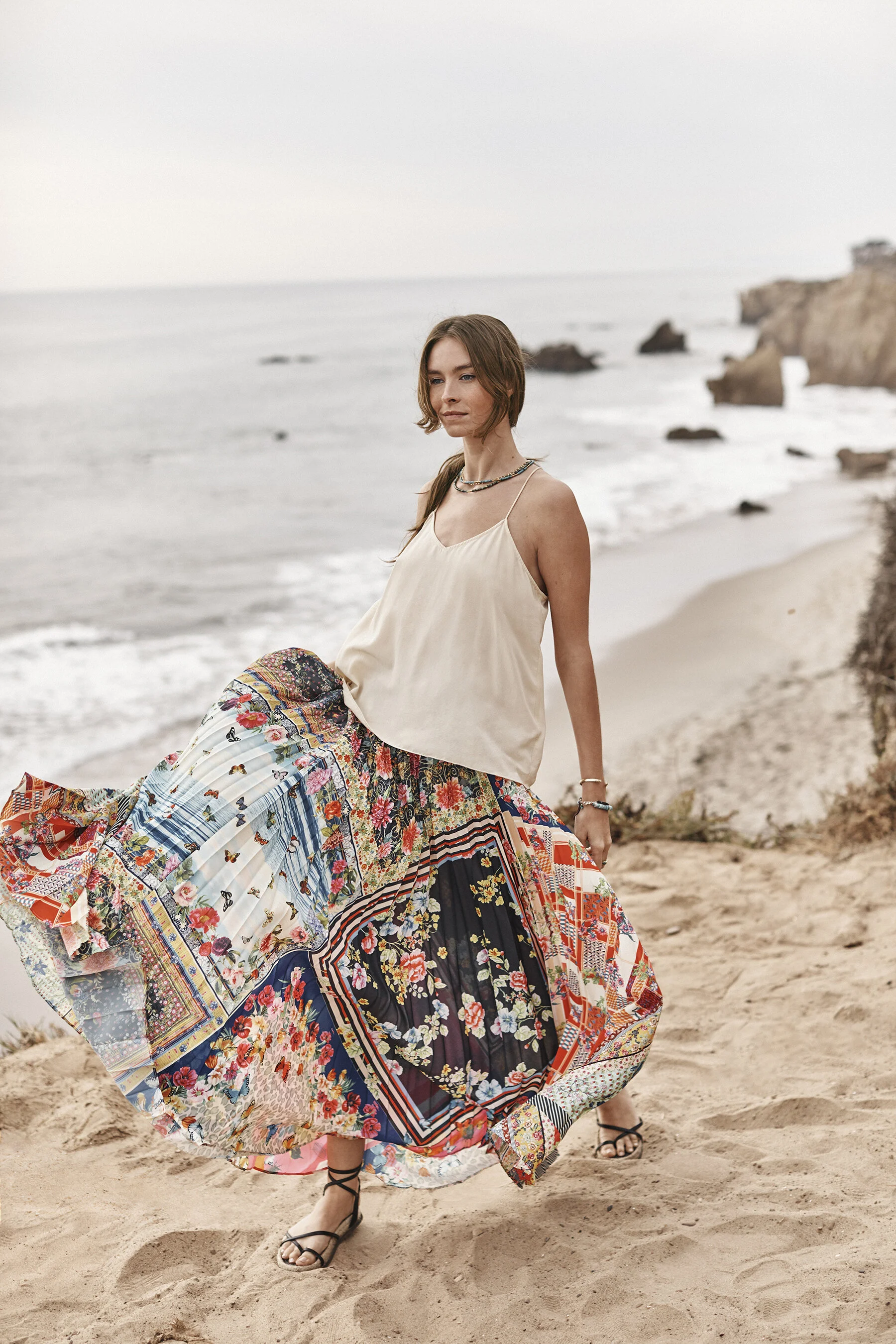 Spring 2_Layout 18.1_0115.jpg