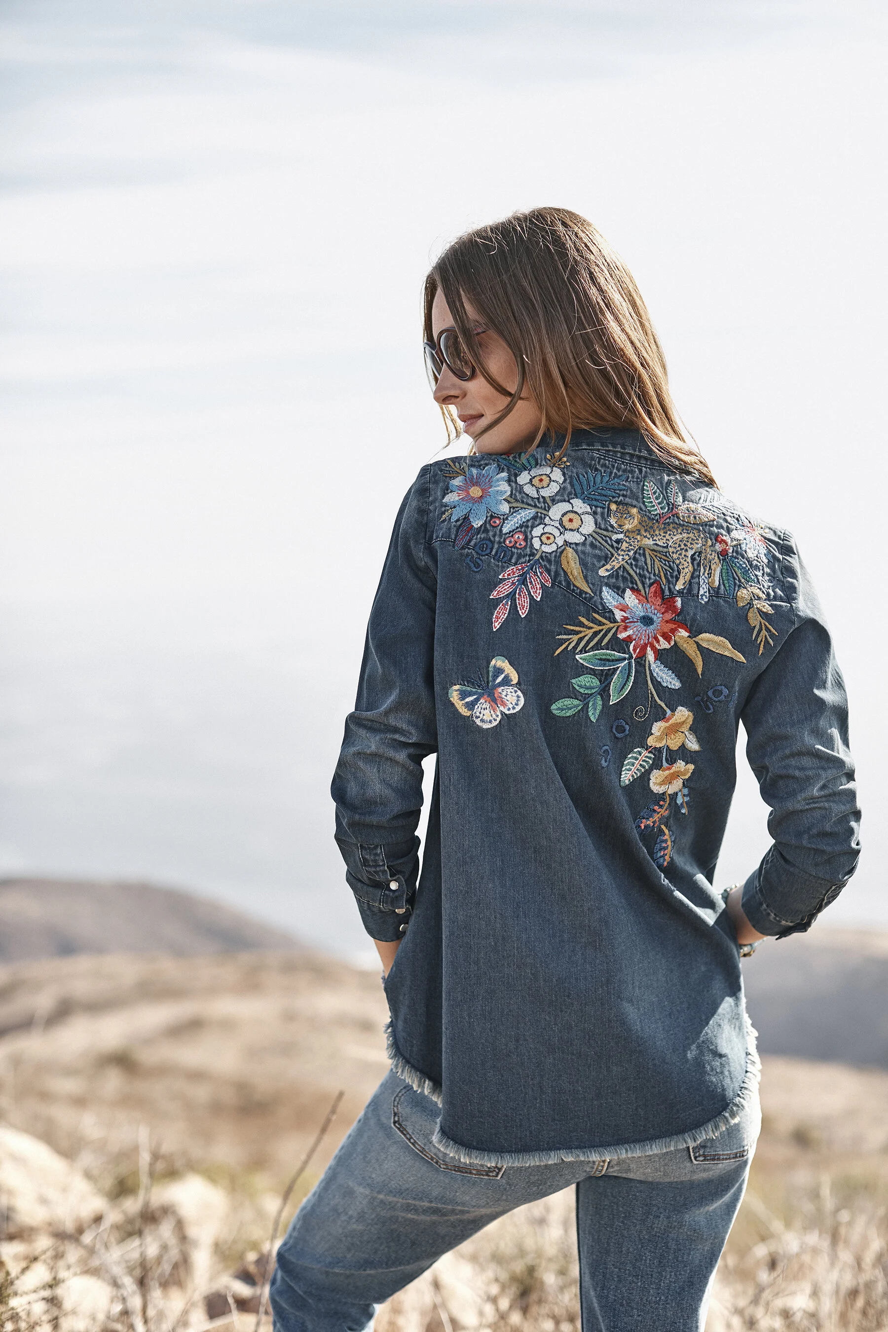 Spring 2_Layout 23.1_0065.jpg