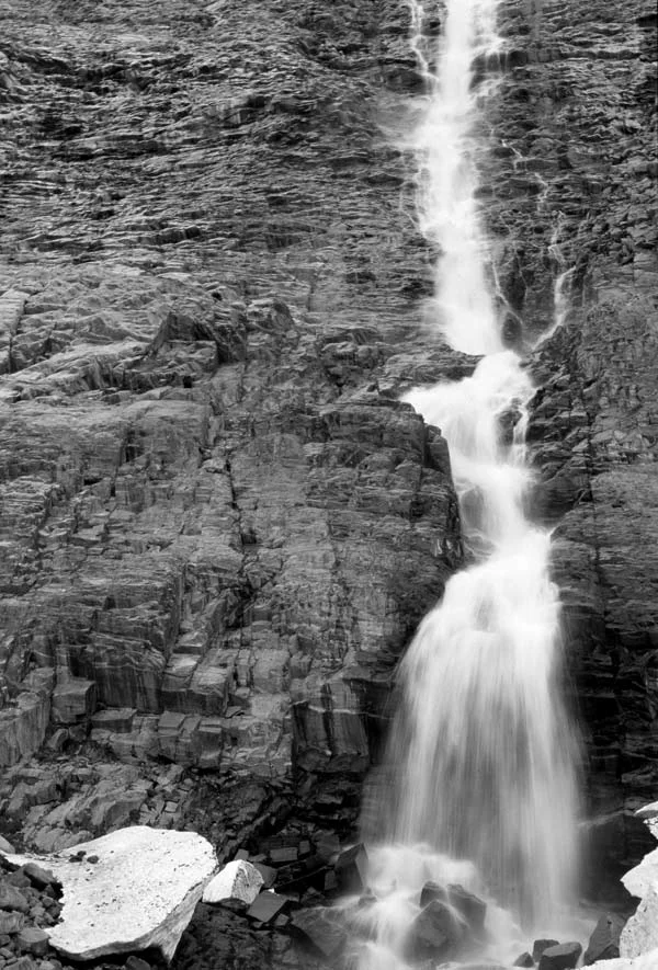 B4macbeth_waterfall_closeup.jpg