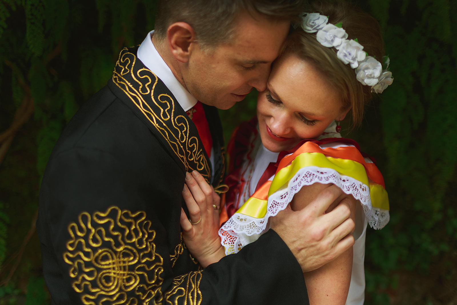 mexican-style-wedding-mariachi