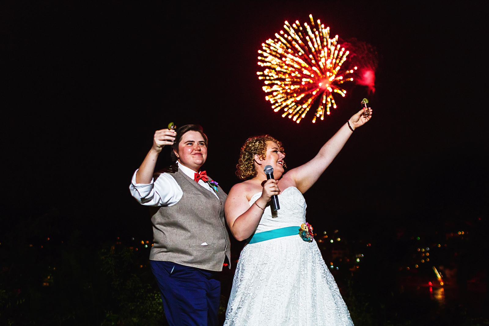 Sayulita-wedding-fireworks