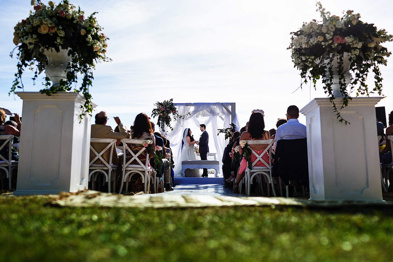 st-regis-punta-mita-wedding-grass-beach-sand