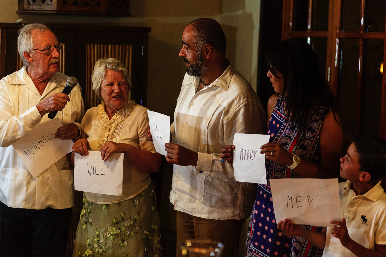 parents_speeches_paper_signs