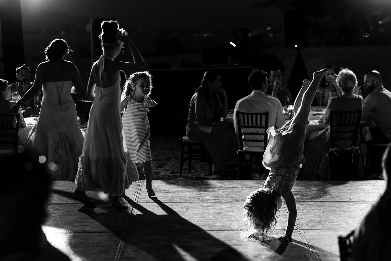 girl-dance-upside-down