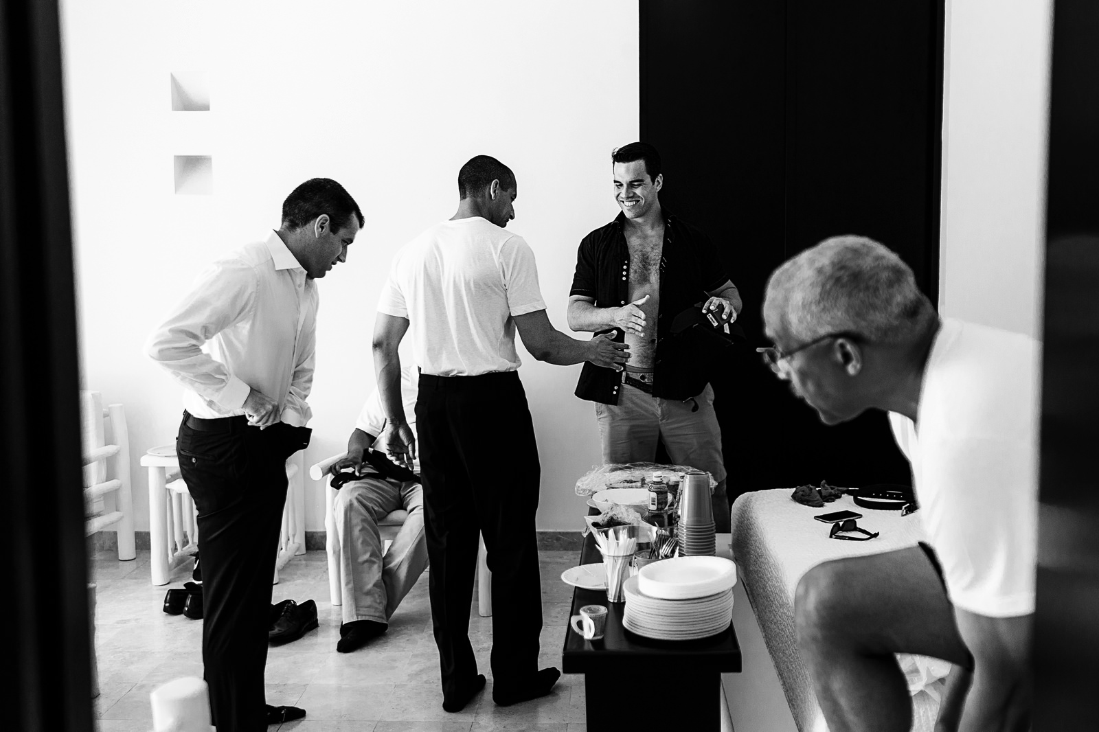 Groom-and-groomsmen-room