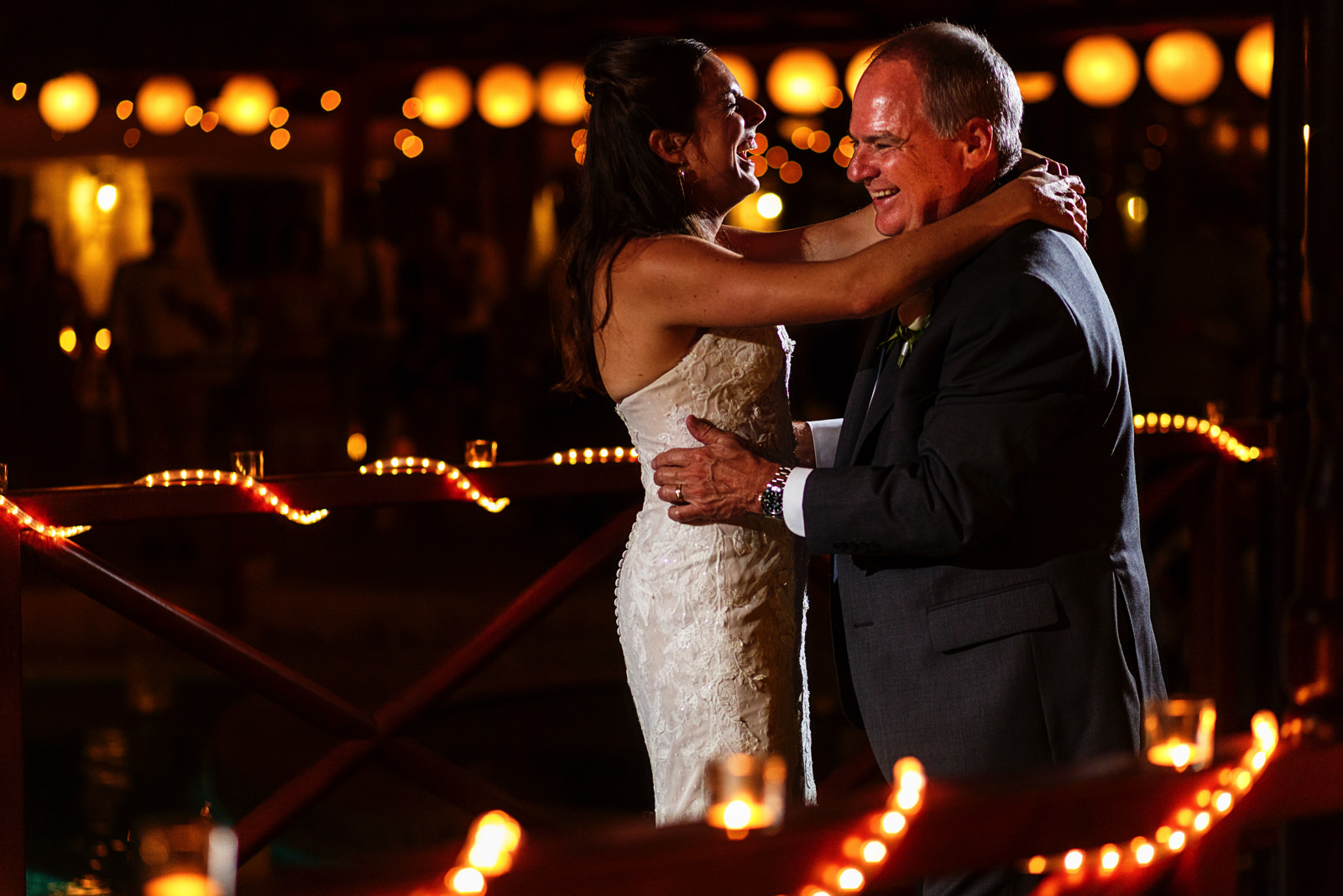 Bride and her dad dancing