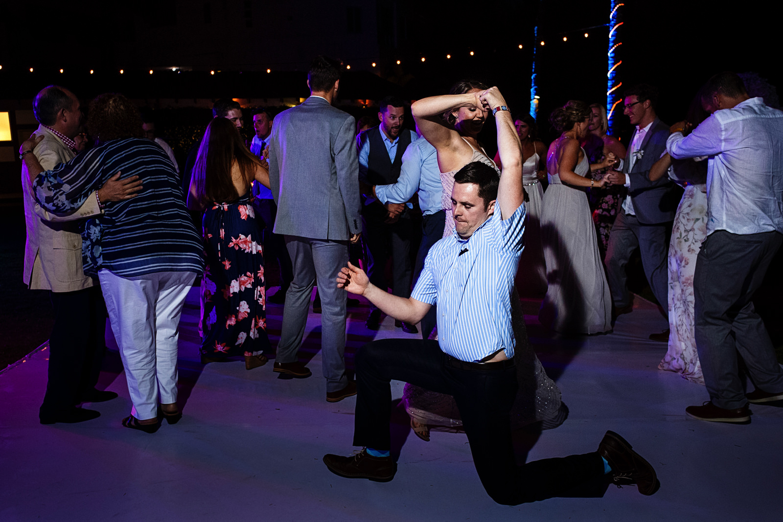 Crazy dance moves from wedding guests