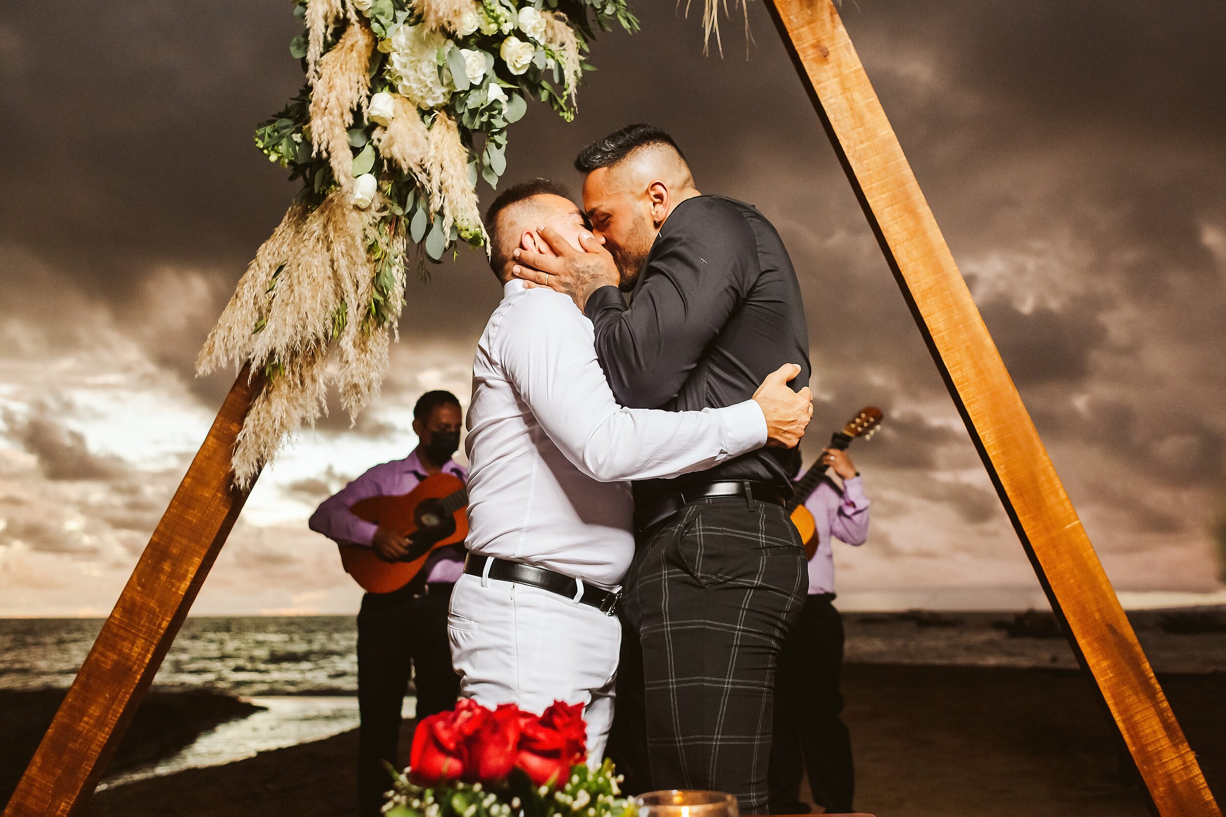 La Palapa — Wedding photographer in Mexico // Puerto Vallarta and Cabo San Lucas — Your wedding, the WAY it should be told! pic image