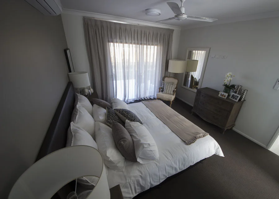 Bed1 (5) -.jpg