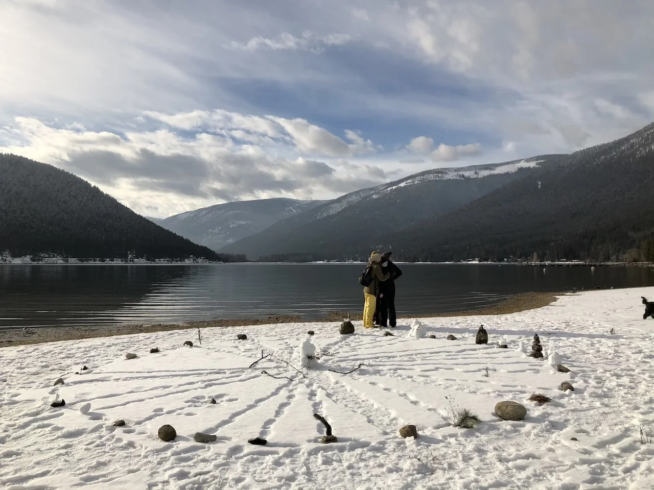 Making a mandala on the shores of Kootenay Lake. (Classmates in the background.)