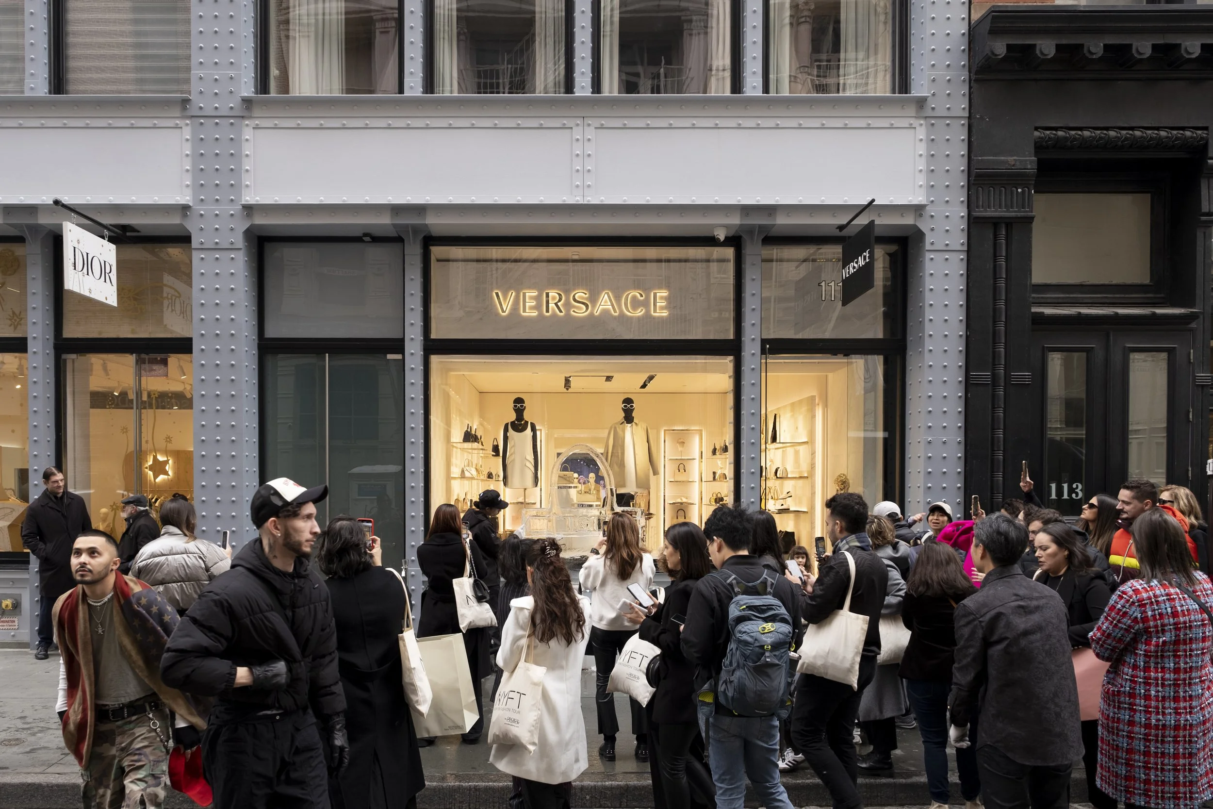 Versace-2-10-24_158.jpg