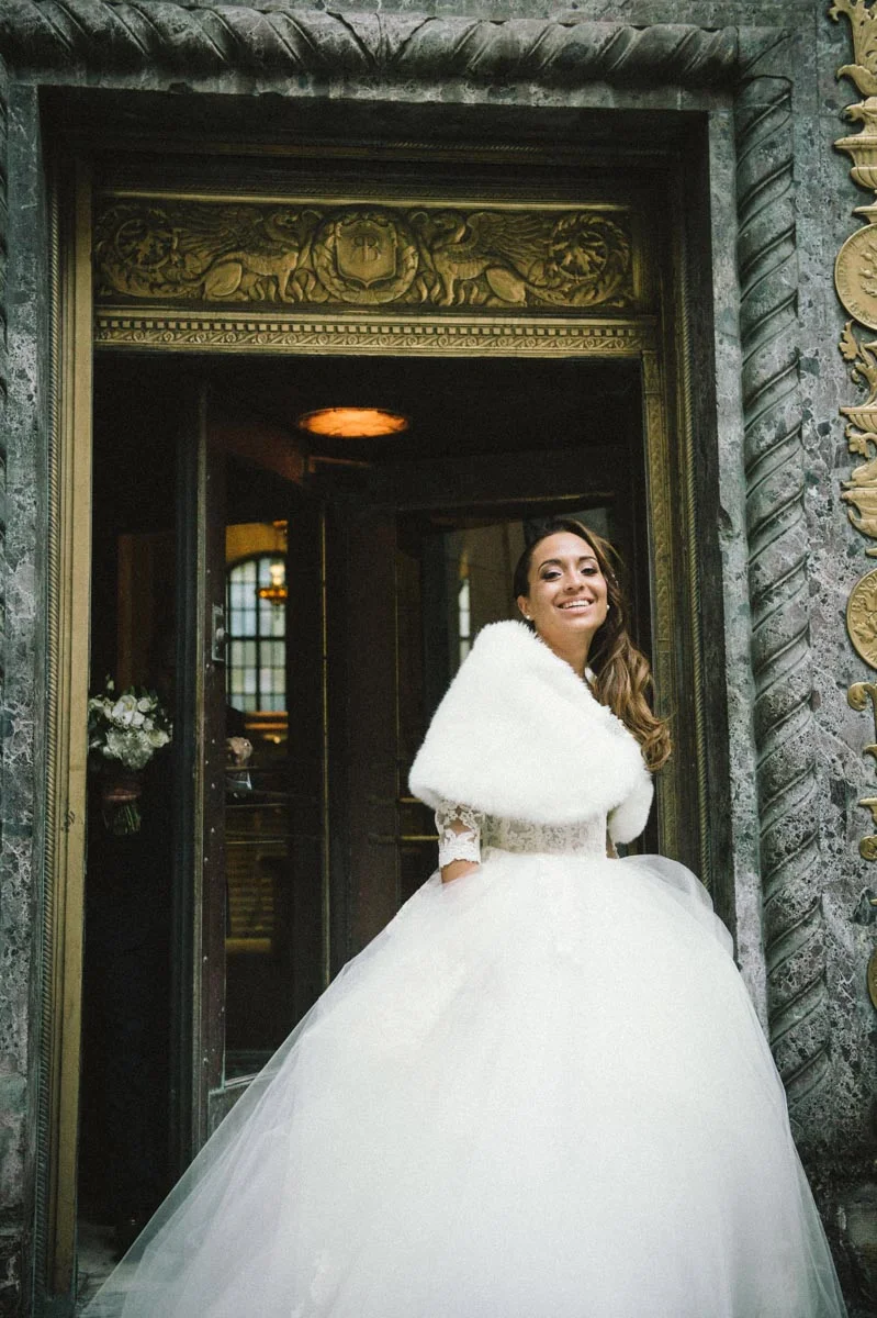  A Montreal wedding photographer that captures authentic and genuine moments of your wedding. Photographing weddings from Toronto to destination weddings and elopements around the world. Specializing in photojournalistic approach for wedding couples. Montreal, Toronto, Santorini Greece wedding photographer.