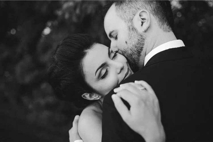 van dammes luckygirl winnipeg wedding photography.jpg