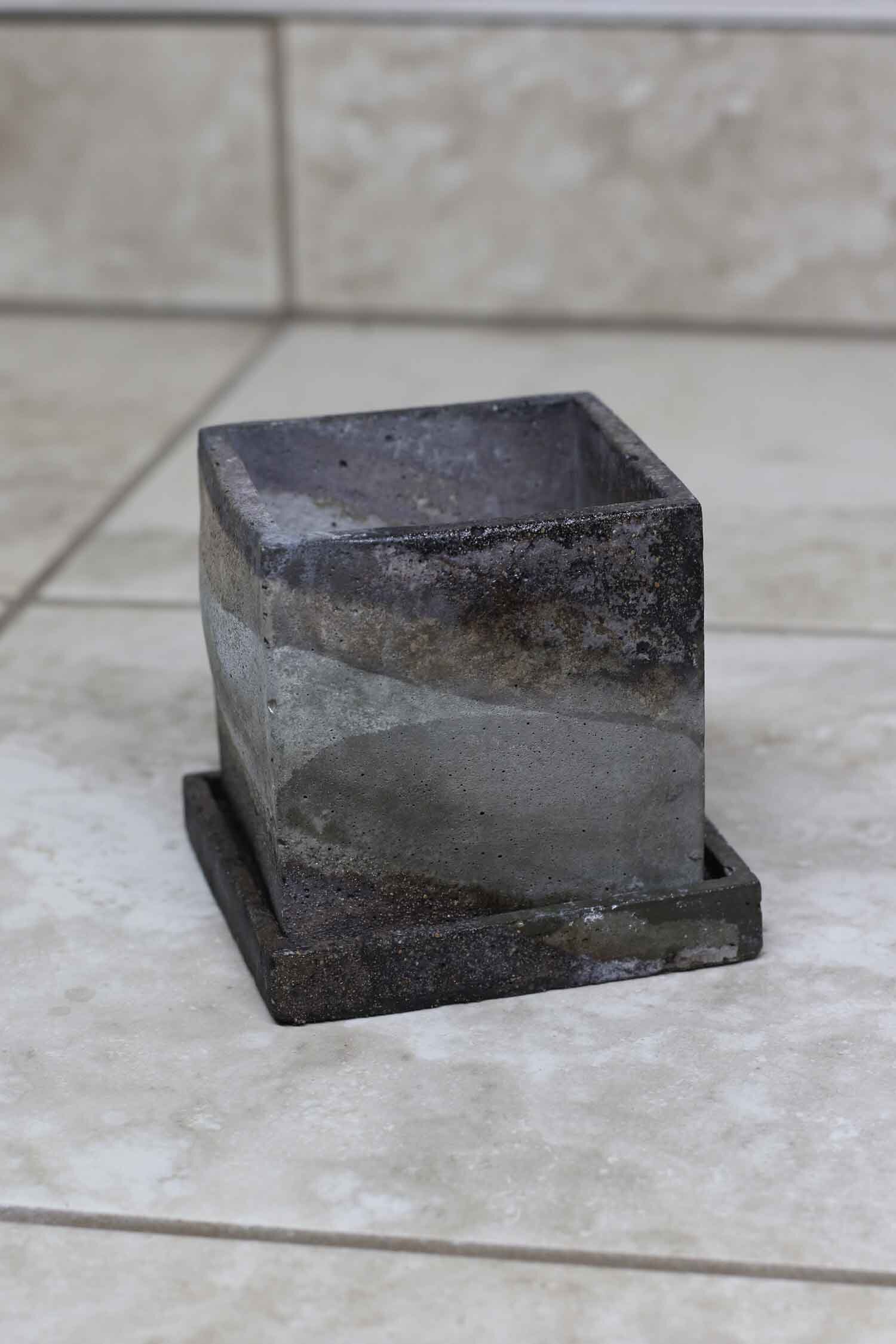 Sunjuiceco_Pot_DiagonalDip.JPG
