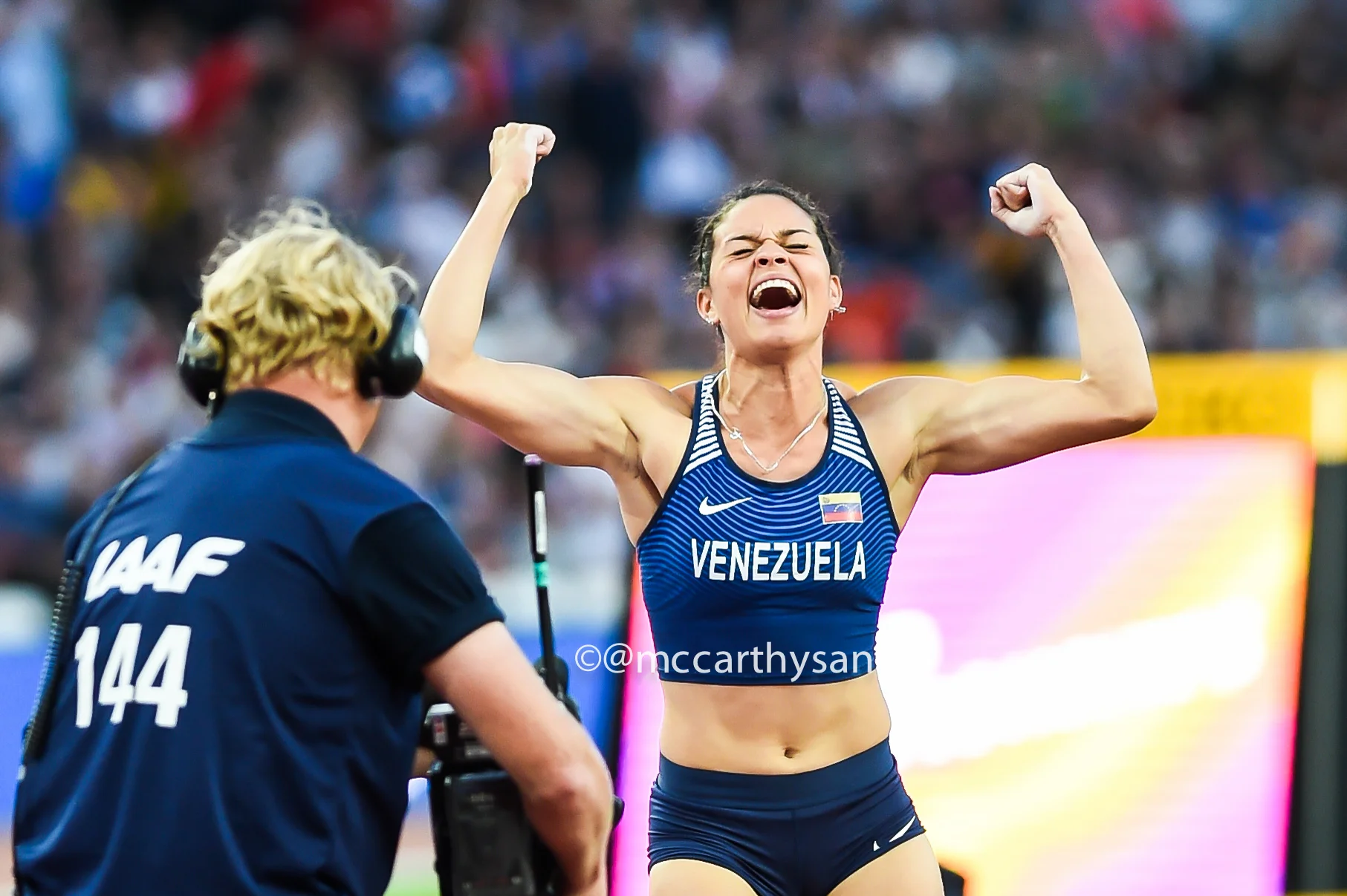 #PoleVault Photo of the Day Ruby Robeilys Peinado ON FIRE at @IAAFWorldChamps PoleVaultDaily.com #London2017 #IAAFWorlds #IAAFLondon2017