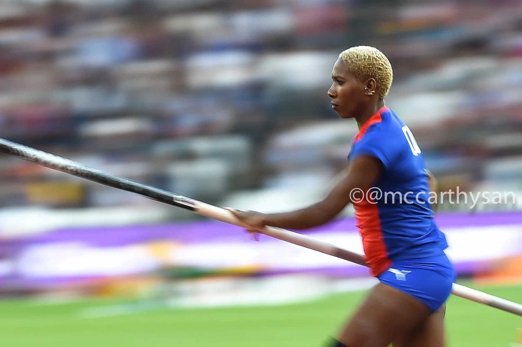 #PoleVault Photos of the Day Yarisley Silva IAAF Worlds PoleVaultDaily.com #London2017 #IAAFWorlds #IAAFLondon2017