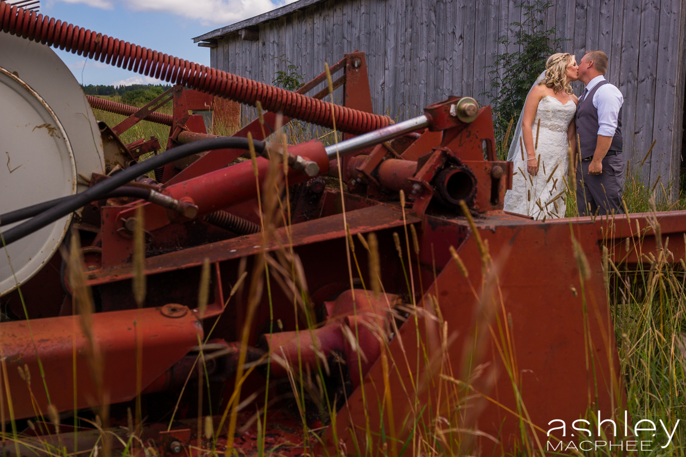 Ashley MacPhee Photography New Brunswick Wedding Photographer (31 of 65).jpg