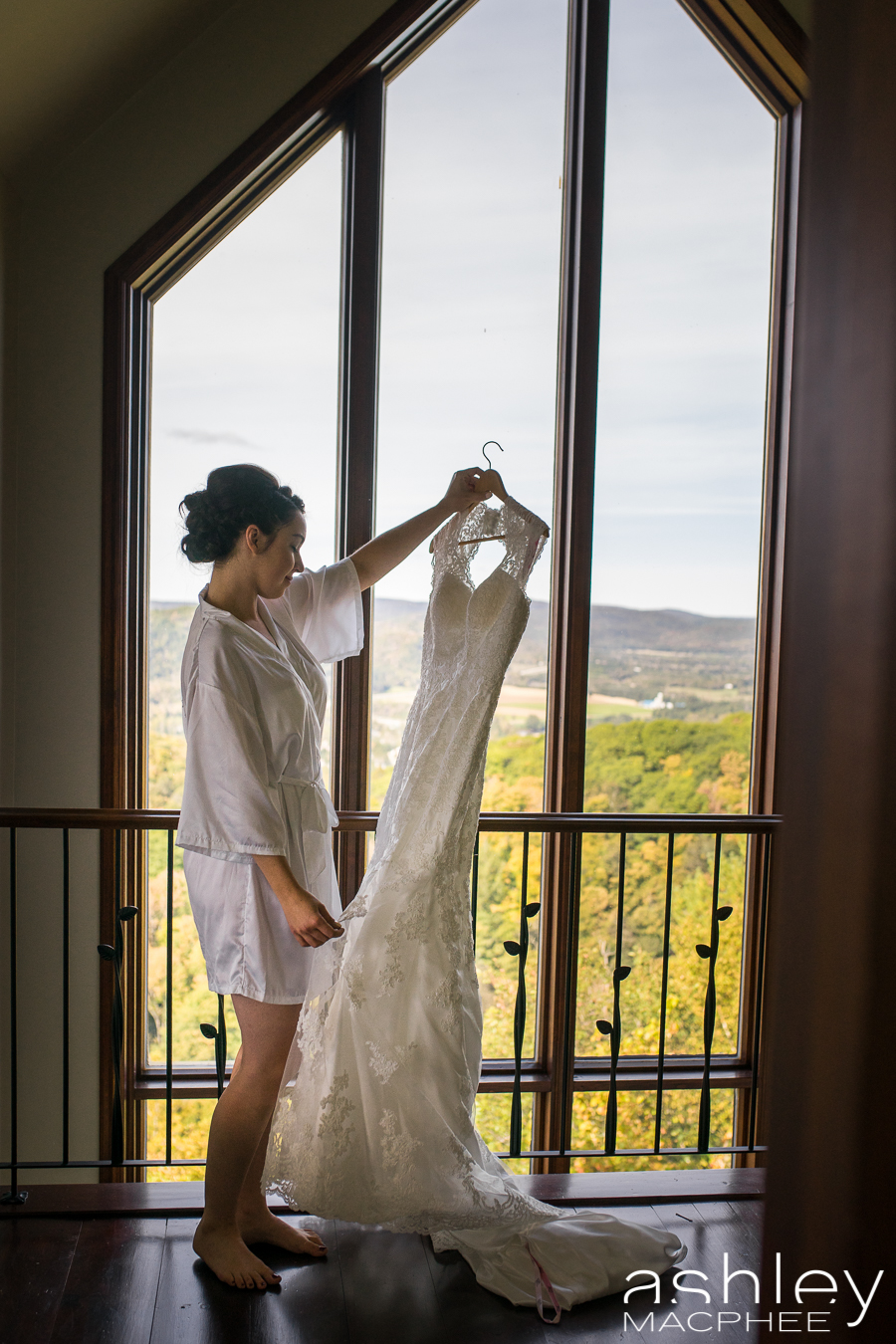 Ashley MacPhee Photography Mont Tremblant Wedding Photographer (12 of 92).jpg