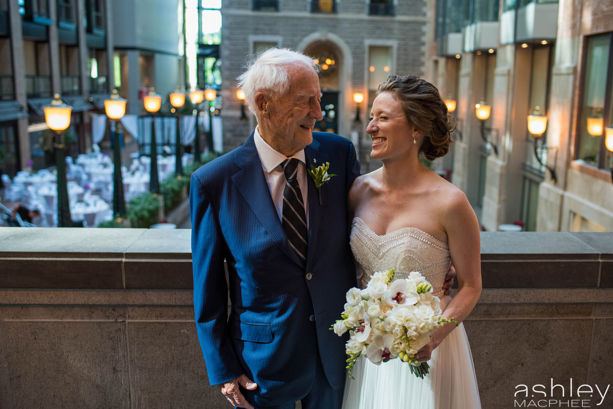 World Trade Center Montreal Wedding photos Jacquie Chris (38 of 101).jpg
