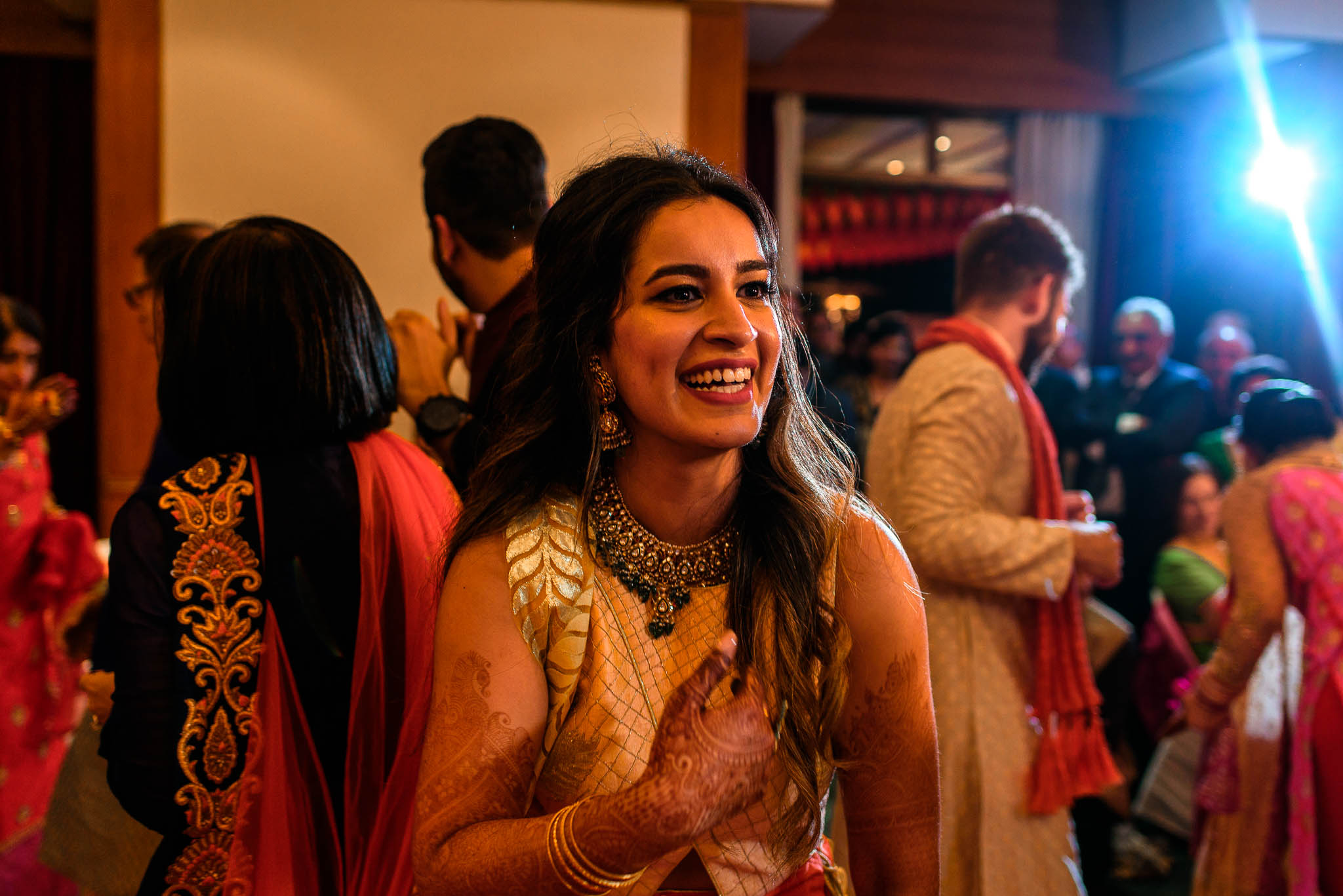 Mhendi Raat Indian Wedding Photographer (24 of 28).jpg