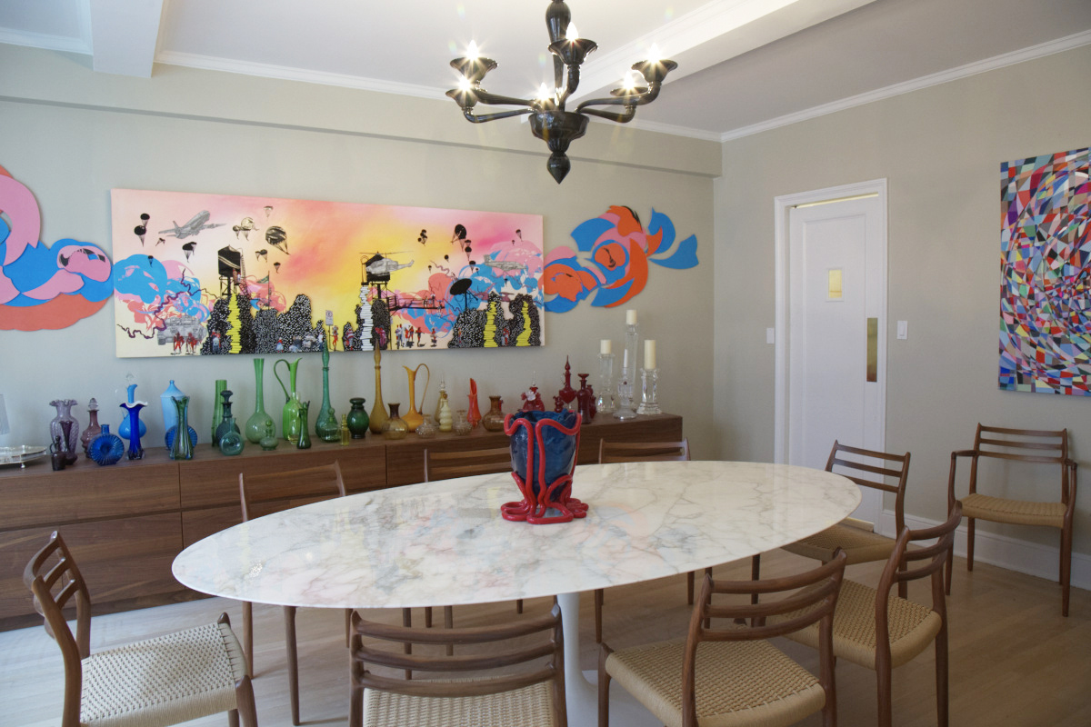 This is how the dining looked after the install. The furniture is mid-century modern and very simple in its lines. The artwork is massive and compelling. The piece on the right wall is by another amazing artist, Nina Bovasso. 