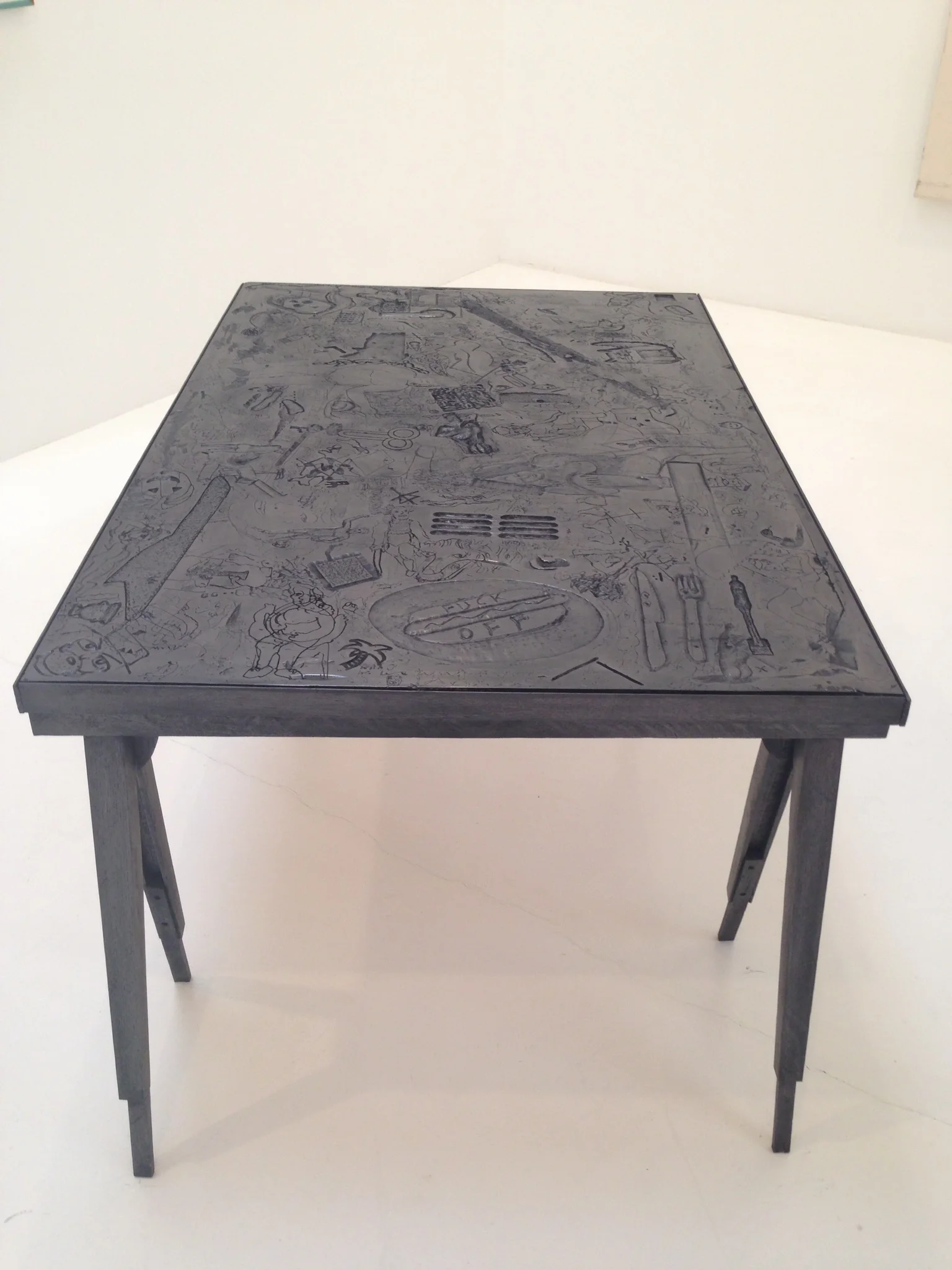 Lukas Geronimas's carved table 