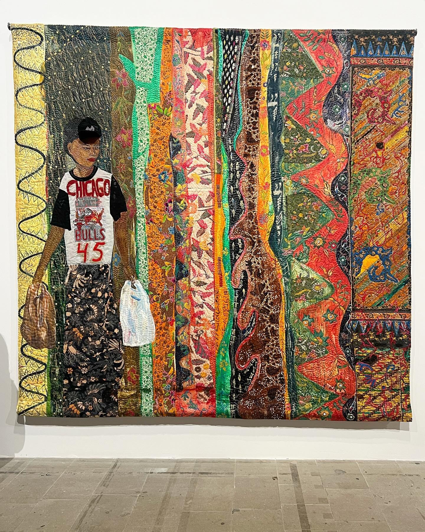 Meanwhile in @adrianopedrosa&rsquo;s Arsenale&rsquo;s curation @labiennale there were tons of textile works and a ton of paintings too.  Some known artists some completely new to me. These were my faves:

1) Pacita Abad (Philippine-American)
2) Borda