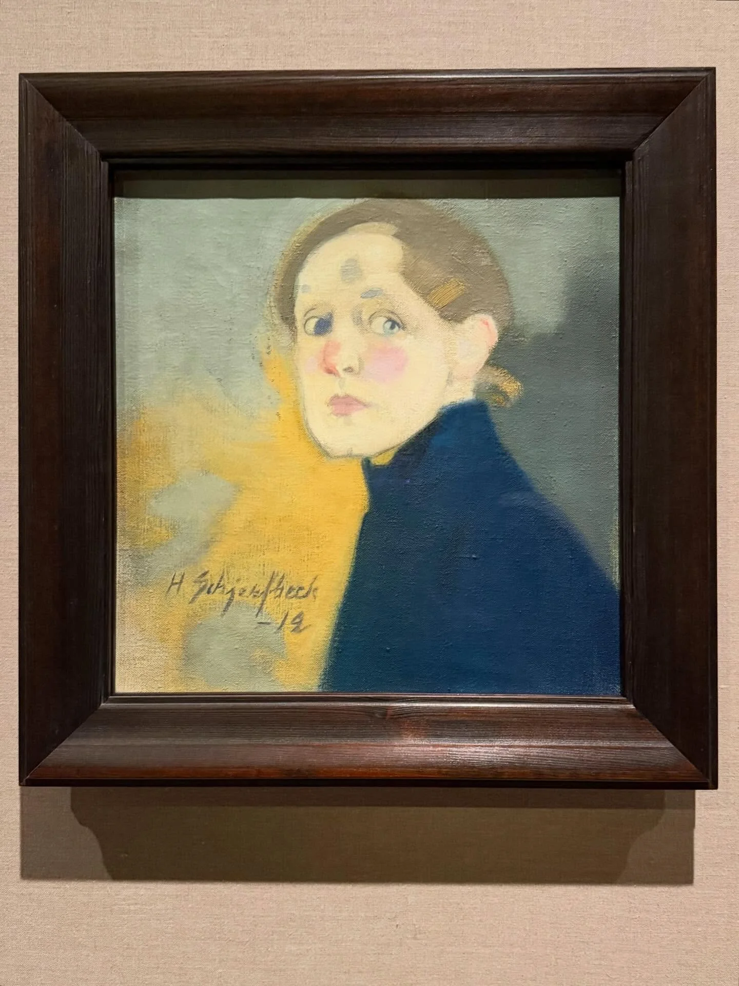 One of the revelations at @metmuseum right now: Helene Schjerfbeck.

Largely unknown outside Scandinavia, and yet&hellip; this Finnish artist was completely ahead of her time.

She starts in the expected place: academic training in Paris, traditional
