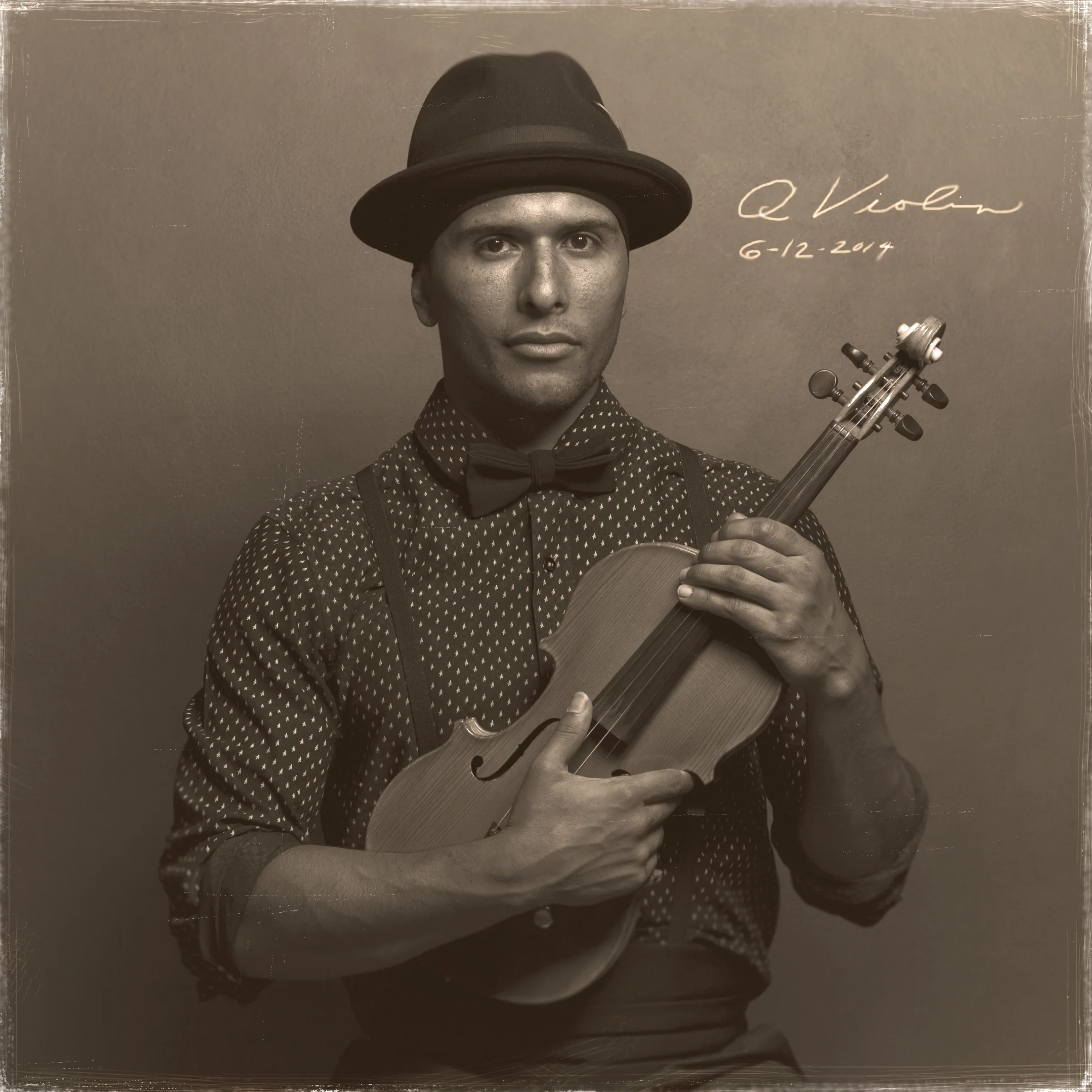  Q &nbsp;V I O L I N&nbsp; 