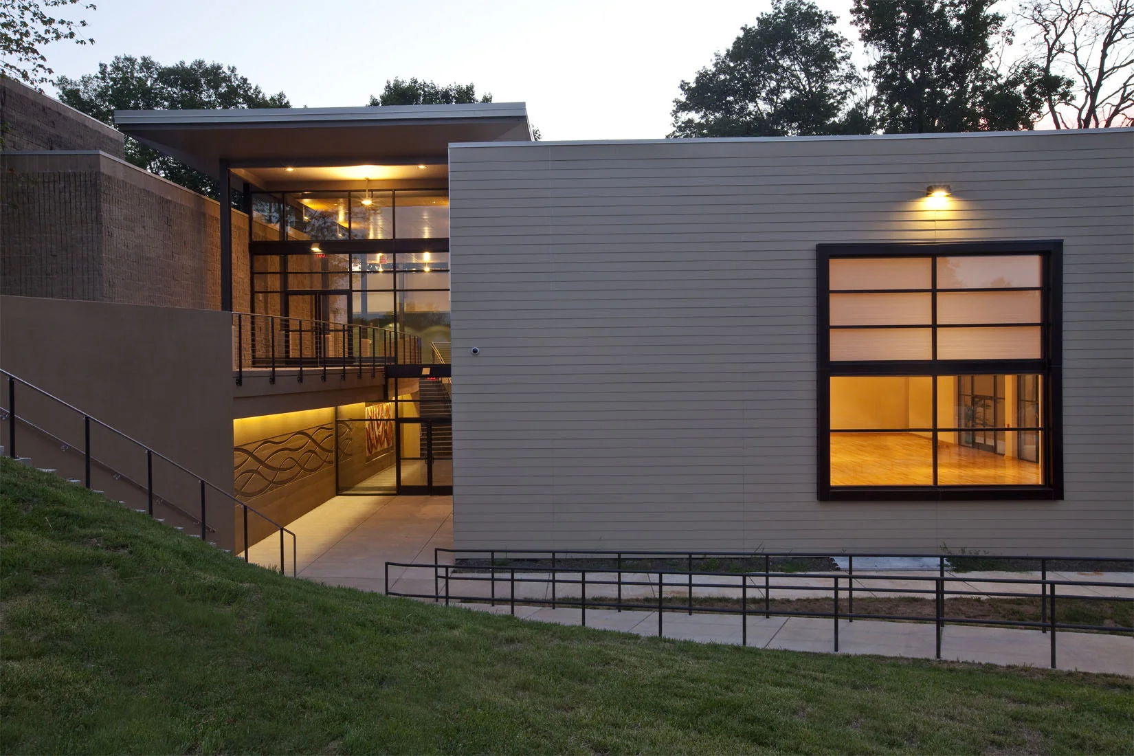 Olam Tikvah_exterior1 Screen.jpg