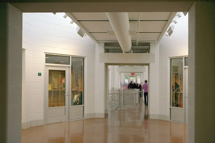 393714-14 SCREEN.jpg