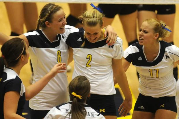 Canadian Jenn Cross and her Michigan teammates will be starting their long road back to the Final Four tonight