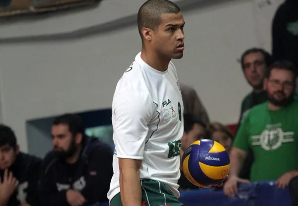 Canadian Michael Amoroso is heading to the German Bundesliga, joining Chemie Volleyball Mitteldeutschland