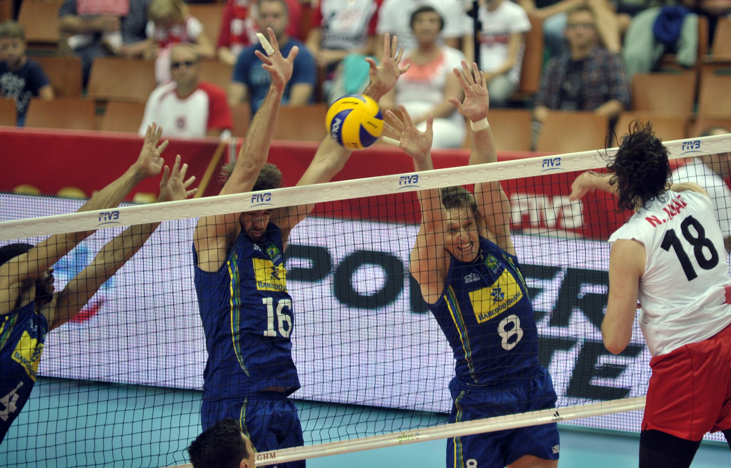 WCH: Canada Runs Into Brazil