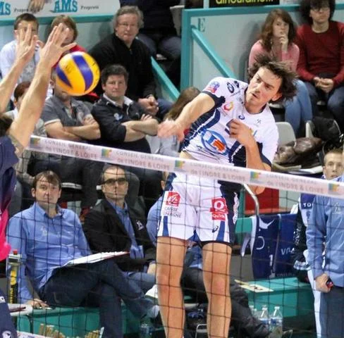 LNV: Tours vs. Nantes