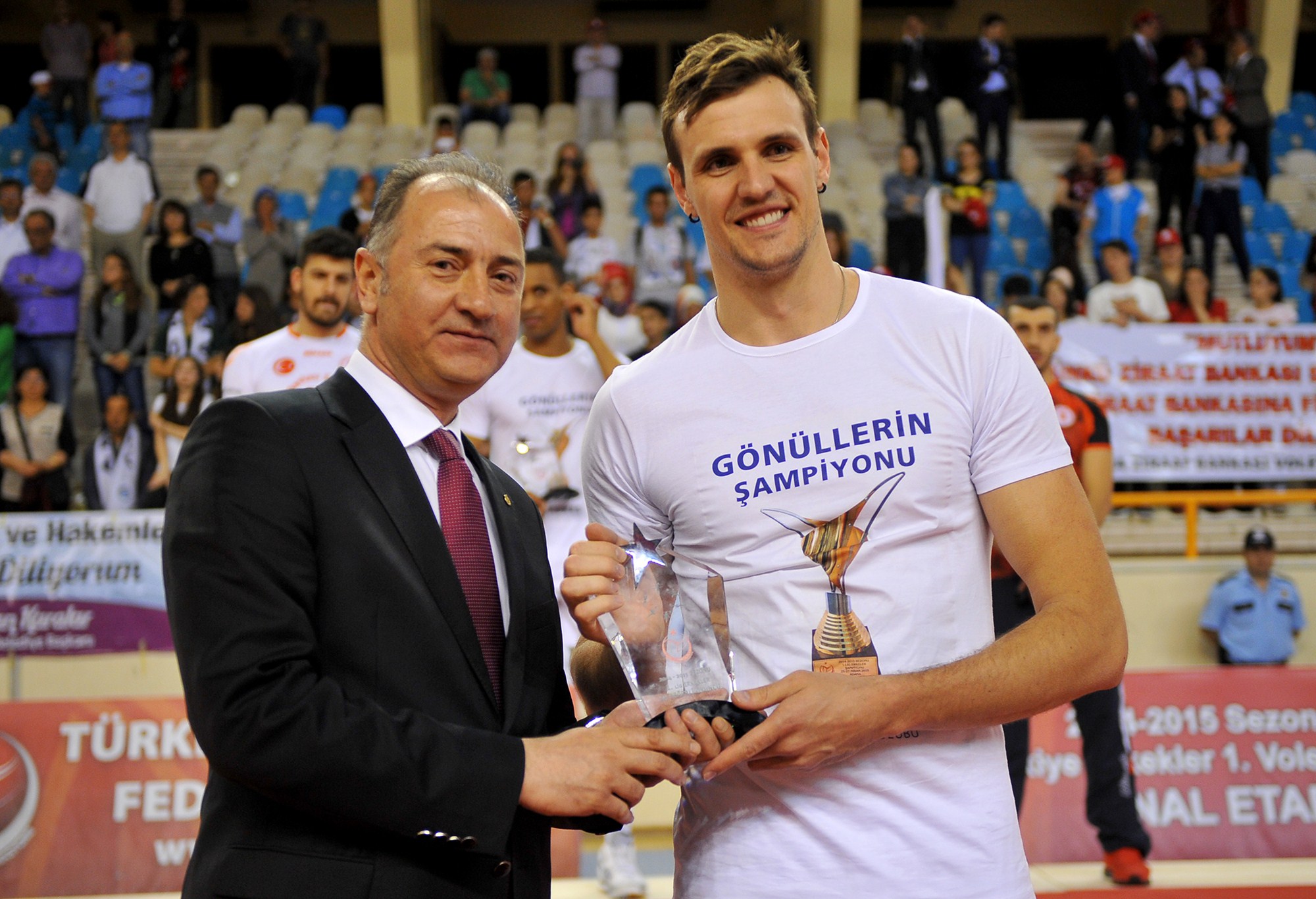 Gavin Schmitt accepting his MVP award Photo: TVF.org