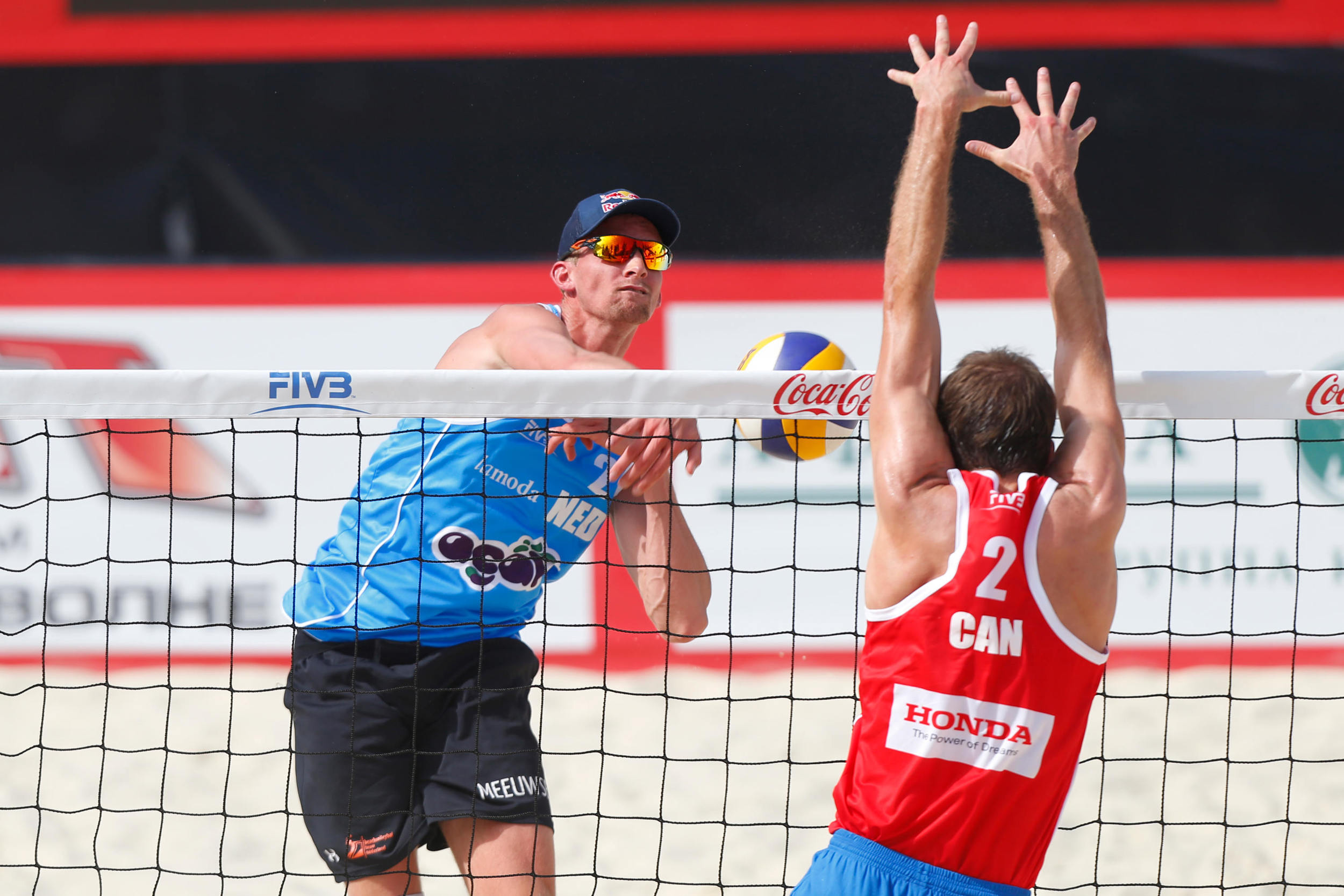 FIVB: Canadian Men Find Stride in Moscow